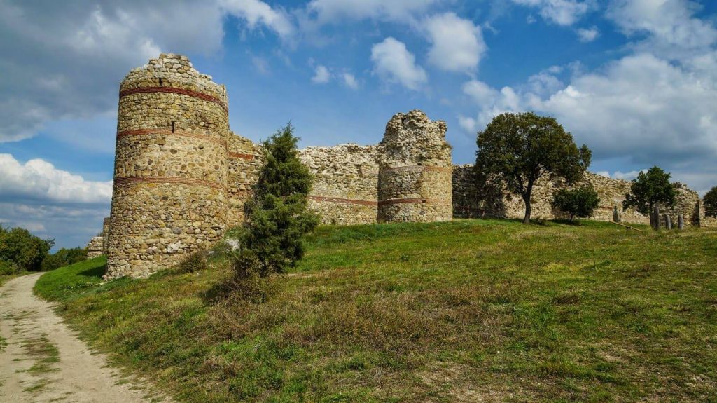 Крепост при село Мезек