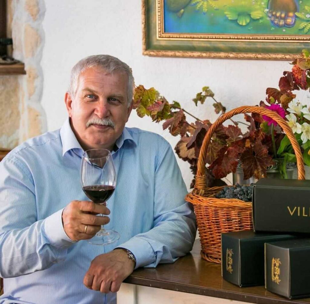 Никола Зикатанов - собственик на винарска изба Вила Мелник